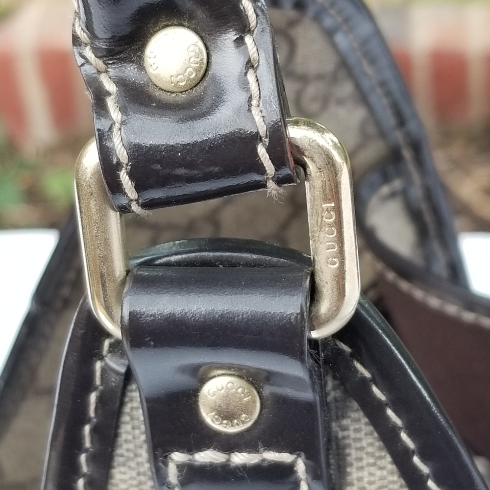 Gucci GG Supreme Vintage Bardot Hobo Shoulder Bag - Picture 16 of 16